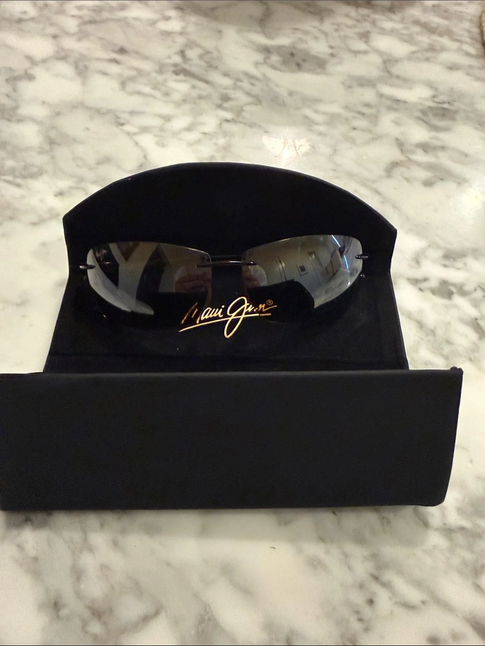 Maui Jim Brown Rimless Sunglasses with Black Case - Picture 2 of 2